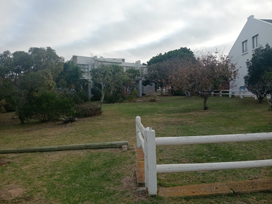 3 Bedroom Property for Sale in Wavecrest Eastern Cape